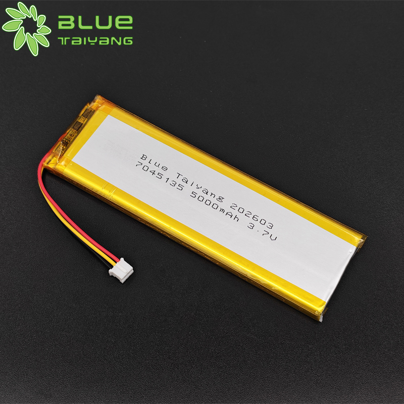 high capacity 7045135 li polymer small battery 3.7v 5000mah tablet pc battery