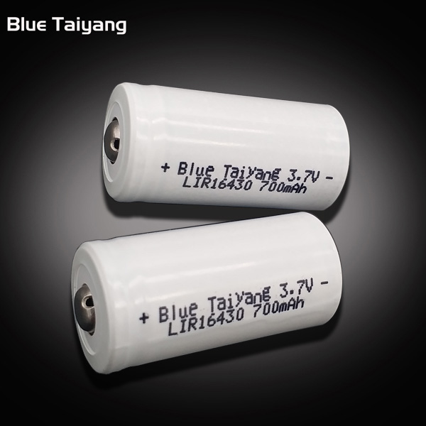 LiR16340 3.7v 700mAh li-ion Battery