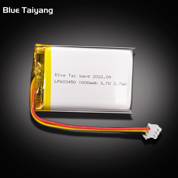 Wholesale price of manufacturer 603450 lipo rechargeable battery 3.7v li-polymer battery 1000mah 3.7V lithium polymer battery